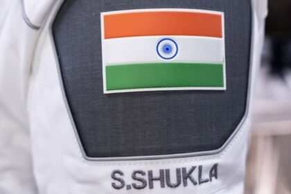 shubhanshu shukla space